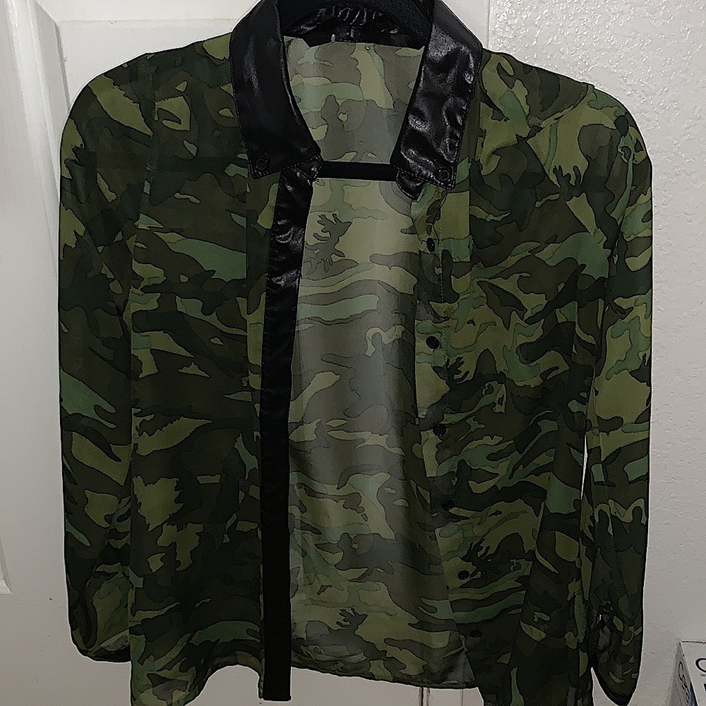 Ali & Kris Sheer Camo Blouse🤩🔥✨